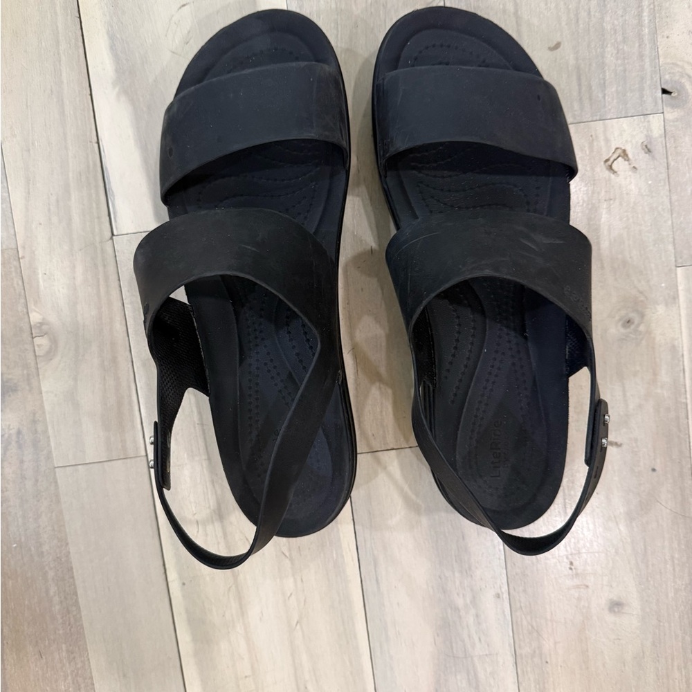 CROCS Brooklyn Sandals W11